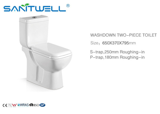 Contemporary Flush Ceramic Toilet Square Design With 5 Years Guarantee