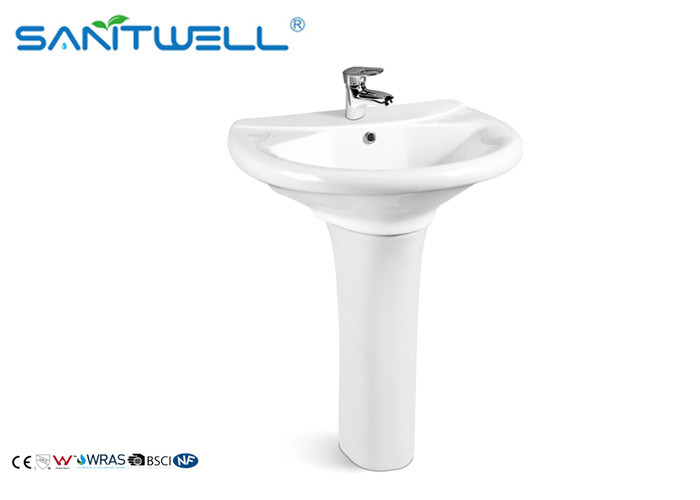 Floor standing bathroom wash basins , Ceramic classic pedestal basin